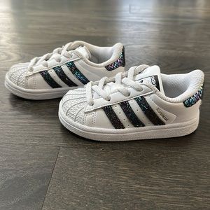 Adidas Kid’s toddler shoes - Size 6